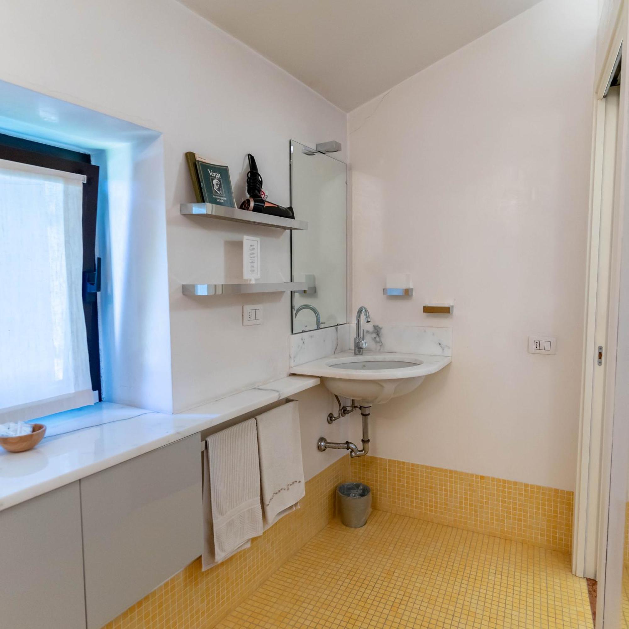 A Casa Di Tom Bed & Breakfast Sant'Ambrogio di Valpolicella Ngoại thất bức ảnh