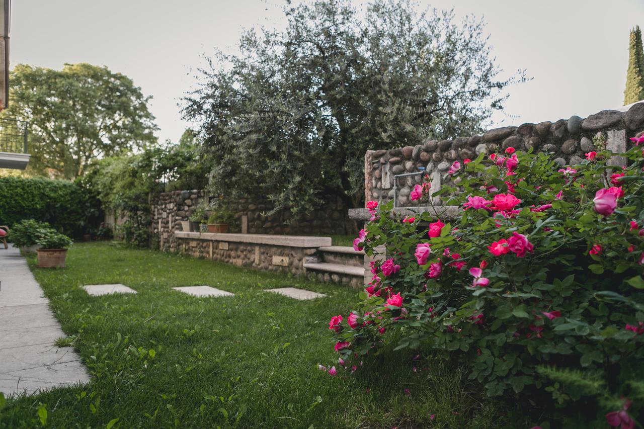 A Casa Di Tom Bed & Breakfast Sant'Ambrogio di Valpolicella Ngoại thất bức ảnh